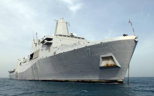 資料圖:美軍“圣安東尼奧”級兩棲艦 資料圖:美軍“圣安東尼奧”級兩棲艦