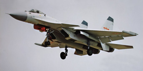 資料圖:中國殲15戰(zhàn)斗機(jī) 資料圖:中國殲15戰(zhàn)斗機(jī)