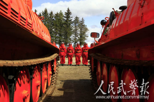 �ٱ��ڿ�ǰ�v�����M(j��n)��������DƬ��Դ�������侯��