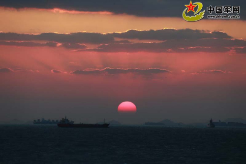 �D��10��18��������܊Ş�������������������Ї�܊�W(w��ng)ӛ�ߏ��ס����ܔzӰ���