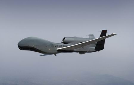 資料圖:“全球鷹”無人機 資料圖:“全球鷹”無人機