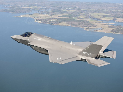 F-35��(zh��n)���C(j��)