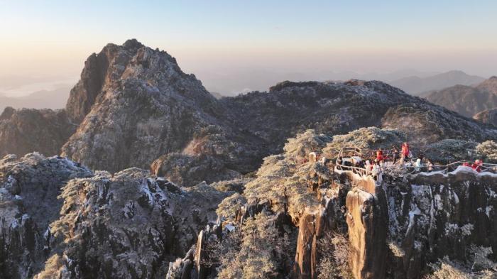 黃山，一下雪就成了現(xiàn)實(shí)版中國畫