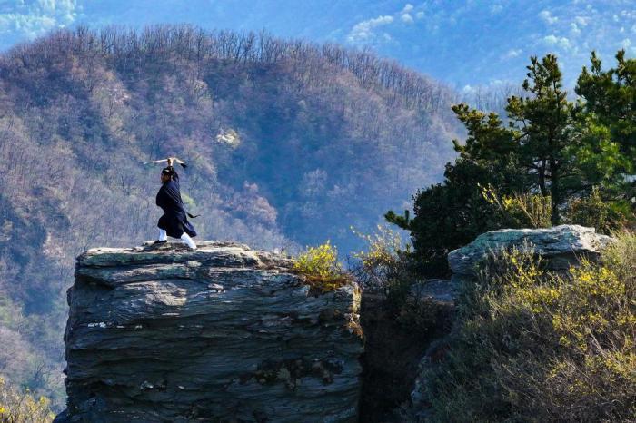 湖北武當山：武術太極持續(xù)“圈粉”