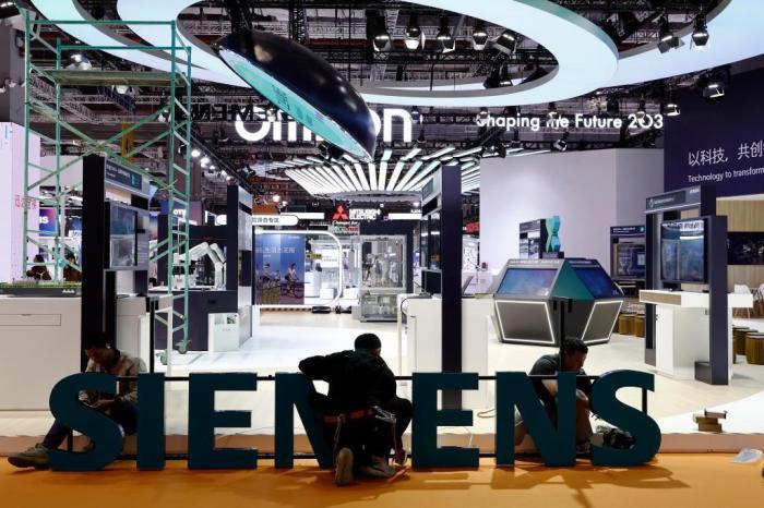 第八屆進博會場館布展工作進入尾聲