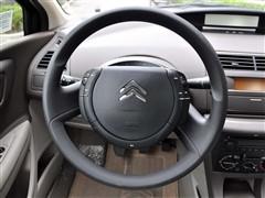 汽車(chē)之家 東風(fēng)雪鐵龍 世嘉 2.0手動(dòng)奪冠版