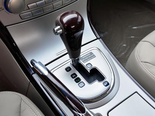 ���и��ľ�����5��5�����е���܇���]