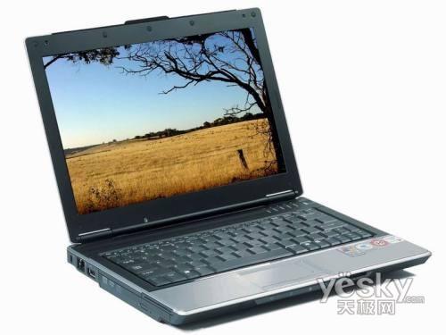 娛樂(lè)游戲型筆記本 方正R621G-525筆記本