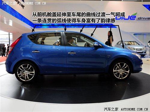 都市休閑vs細(xì)節(jié)把握 靜態(tài)評(píng)測(cè)現(xiàn)代i30 汽車之家 都市休閑vs細(xì)節(jié)把握 靜態(tài)評(píng)測(cè)現(xiàn)代i30 汽車之家