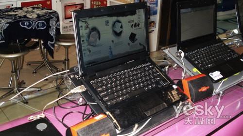 酷炫中國風(fēng) 新藍11寸上網(wǎng)本S11A廣州到貨