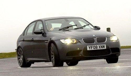 不輸超跑的性能 寶馬M3對比奔馳C63AMG 汽車之家 不輸超跑的性能 寶馬M3對比奔馳C63AMG 汽車之家