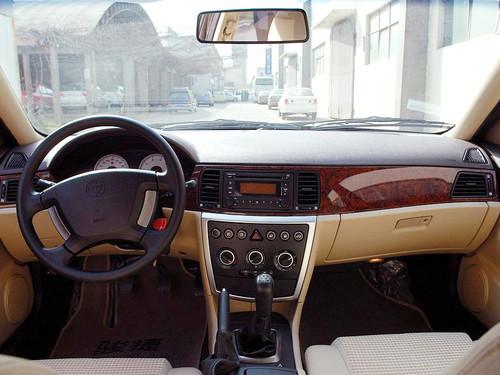 ��Ͳ���10�fԪ������(n��i)���̓r������܇�P�c