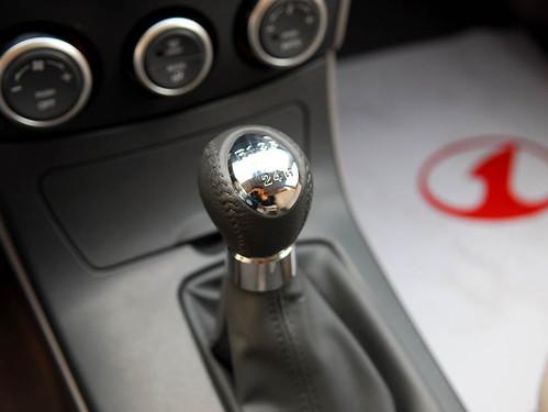 ��Ͳ���10�fԪ������(n��i)���̓r������܇�P�c(di��n)