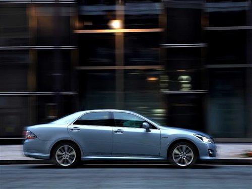 引入海外旗艦車型 國(guó)產(chǎn)新皇冠車型前瞻 汽車之家 引入海外旗艦車型 國(guó)產(chǎn)新皇冠車型前瞻 汽車之家