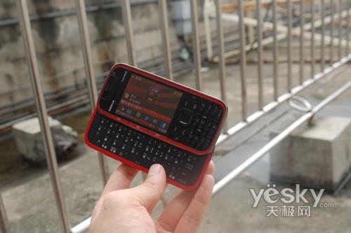 最“不倫不類”的音樂手機(jī) 5730XM閃亮登場