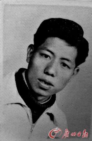 老翁照顧患病妻兒40年獲評道德模范(組圖)