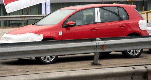 配17寸輪轂 新高爾夫1.4T運(yùn)動版曝光 汽車之家 配17寸輪轂 新高爾夫1.4T運(yùn)動版曝光 汽車之家