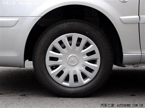 汽車(chē)之家 東風(fēng)雪鐵龍 新愛(ài)麗舍 2010款 手動(dòng)科技型