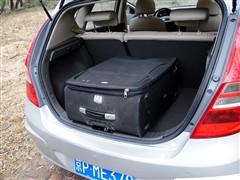 汽車之家 北京現(xiàn)代 現(xiàn)代i30 09款 2.0 手動尊享型