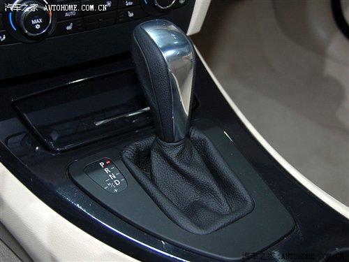 ����Ӳ픳�����T�������Č��R320i���� ��܇֮��