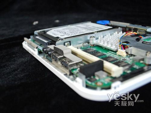 (li��n)��������С�w�ePC��IdeaCentre Q110�u(p��ng)�y(c��)