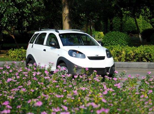 細(xì)節(jié)有待完善 試駕體驗奇瑞SUV瑞麒X1 汽車之家 細(xì)節(jié)有待完善 試駕體驗奇瑞SUV瑞麒X1 汽車之家