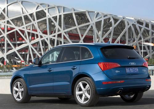 ����10�µǈ� �M(j��n)��/���a(ch��n)�W��Q5܇����Ϣ