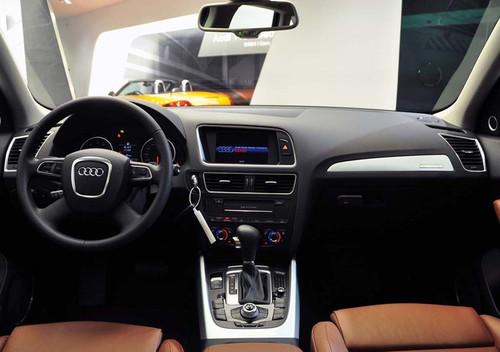 ����10�µǈ� �M(j��n)��/���a(ch��n)�W��Q5܇����Ϣ