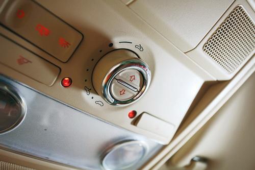 ���m(x��)���ء���(du��)��ԇ�{�����T(m��n)�՚WƷ��SUV