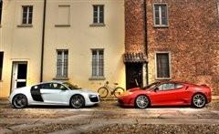 彗星撞地球 奧迪R8單挑法拉利Scuderia