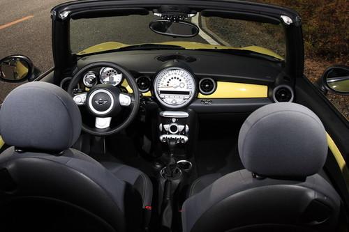 �帣�R�T ԇ�{���30�f(w��n)��(j��)�e��ͬ܇��