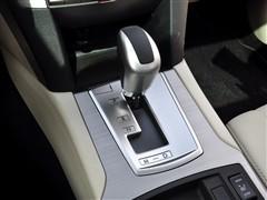 ��܇֮�� ˹���� ���{ 2010�� 2.0i���A��