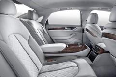 豪華車的準則 海外試駕2011款奧迪A8