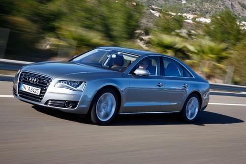 豪華車的準則 海外試駕2011款奧迪A8