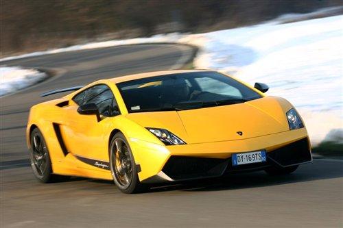 憤怒的公牛 試駕蘭博基尼Superleggera 汽車之家 憤怒的公牛 試駕蘭博基尼Superleggera 汽車之家